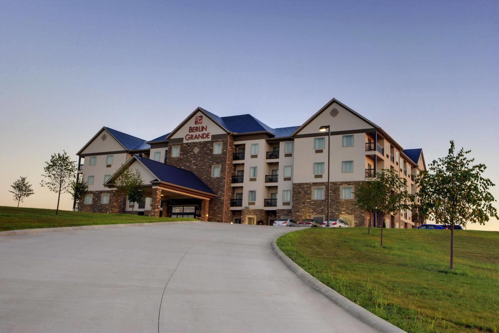 Berlin Grande Hotel Exterior photo