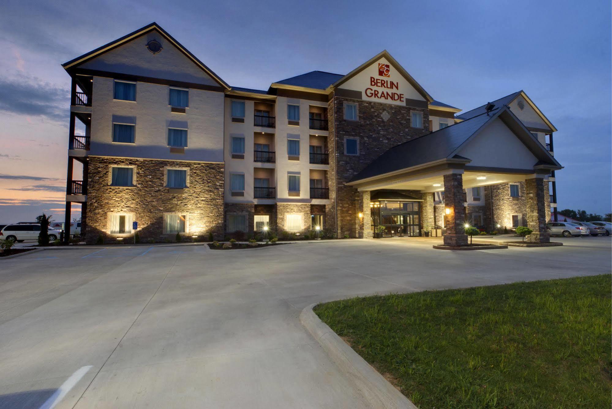 Berlin Grande Hotel Exterior photo